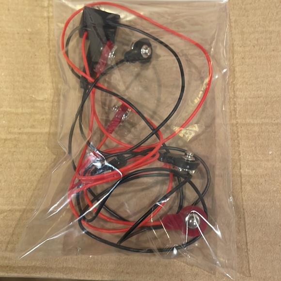 Snap circuits green alternative energy electronics exploration kit stem projects - Picture 16 of 16